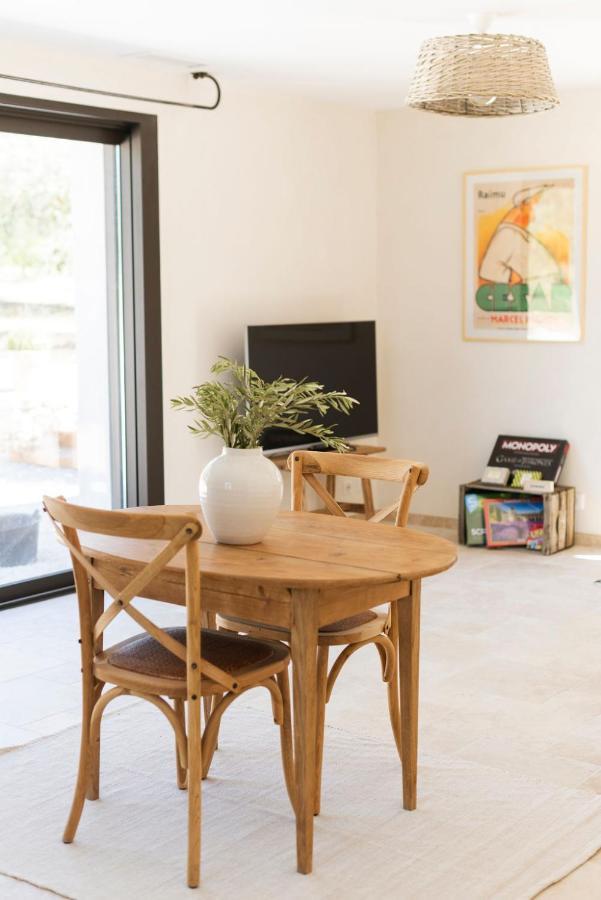 La Petite Ruche, 1 Bedroom Gite In The Luberon Apt Kültér fotó